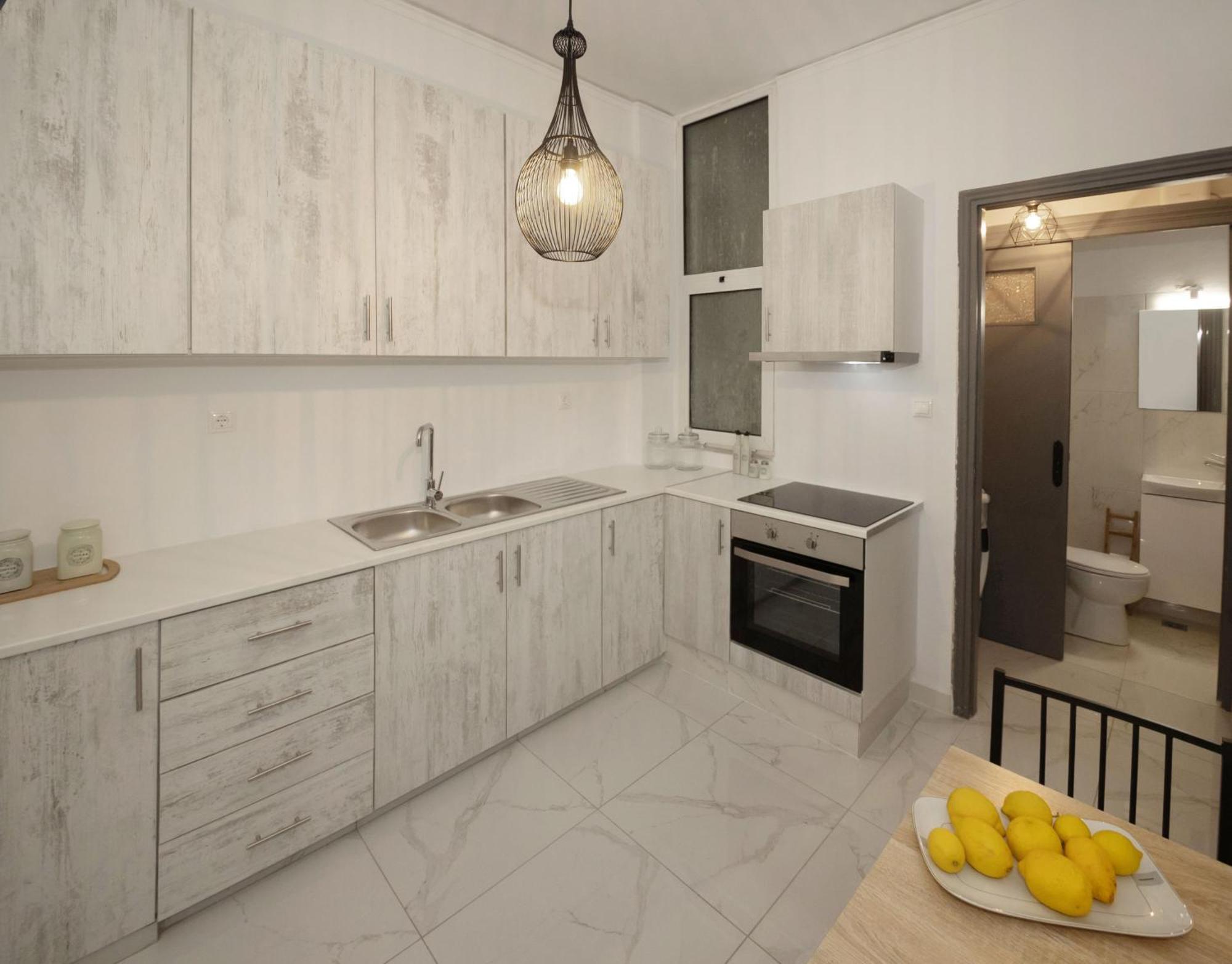 The Glyfada Apartment